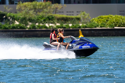 Jet ski