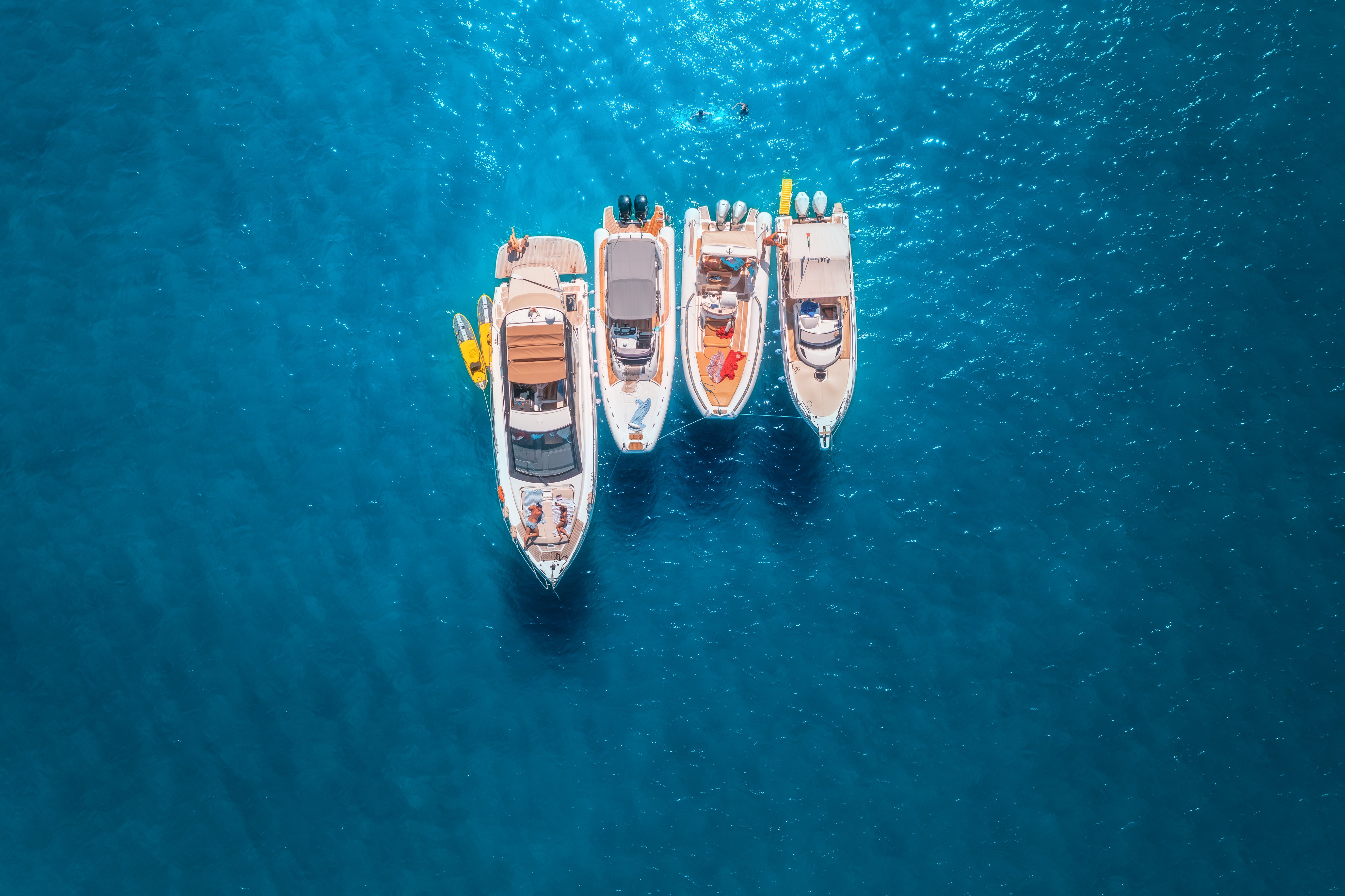 Does Size Matter When it Comes to Boats? Check Out these Top Small Speedboats